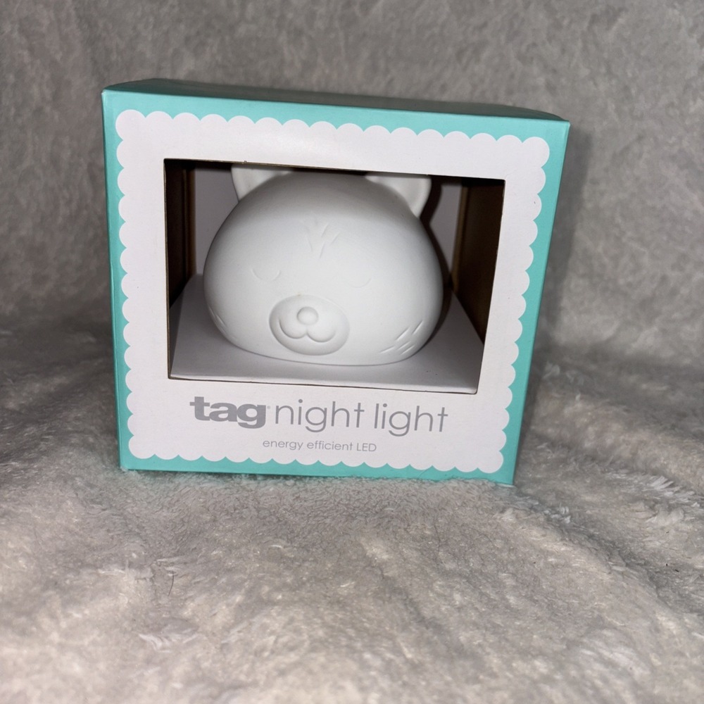 Tag Night Light Baby Toddler Room Cute Bear LED Energy Efficient NIB